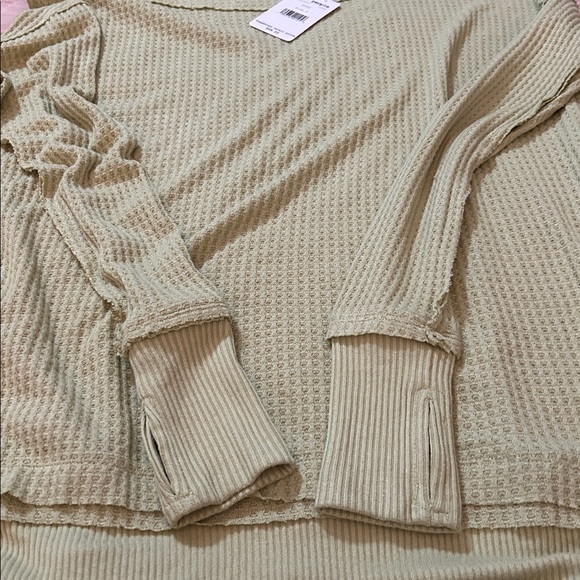 Free People  pear green thermal oversized tunic small new with tags - Picture 10 of 10